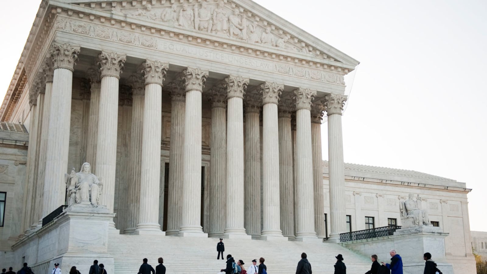 cheats/2012/03/27/court-clerks-health-care-will-stand/supreme-court-clerks-say-obamacare-will-stand-cheat_fpzrrb