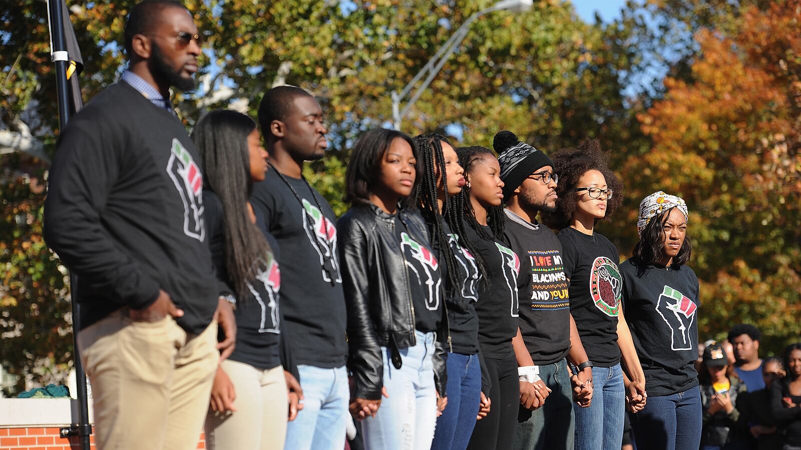 articles/2015/11/09/mizzou-protesters-to-media-stay-out-of-our-safe-space-or-we-ll-call-the-cops/151109-vaughn-mizzou-media-tease_vqa47d