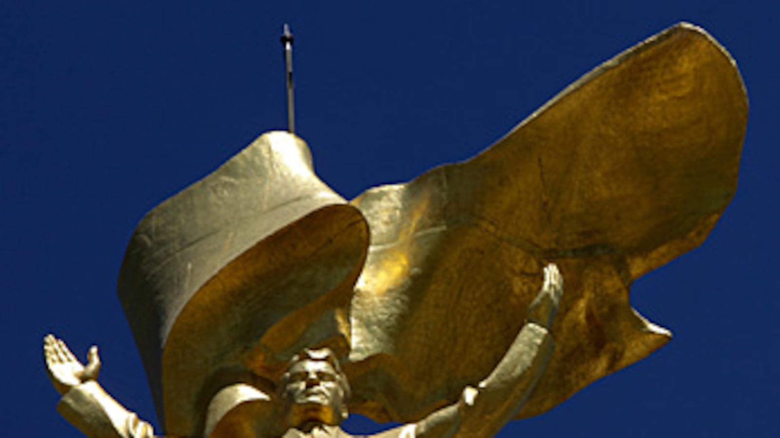 cheats/2010/01/20/turkmenistan-gets-over-cultish-leader/turkmenistan_pknpwi