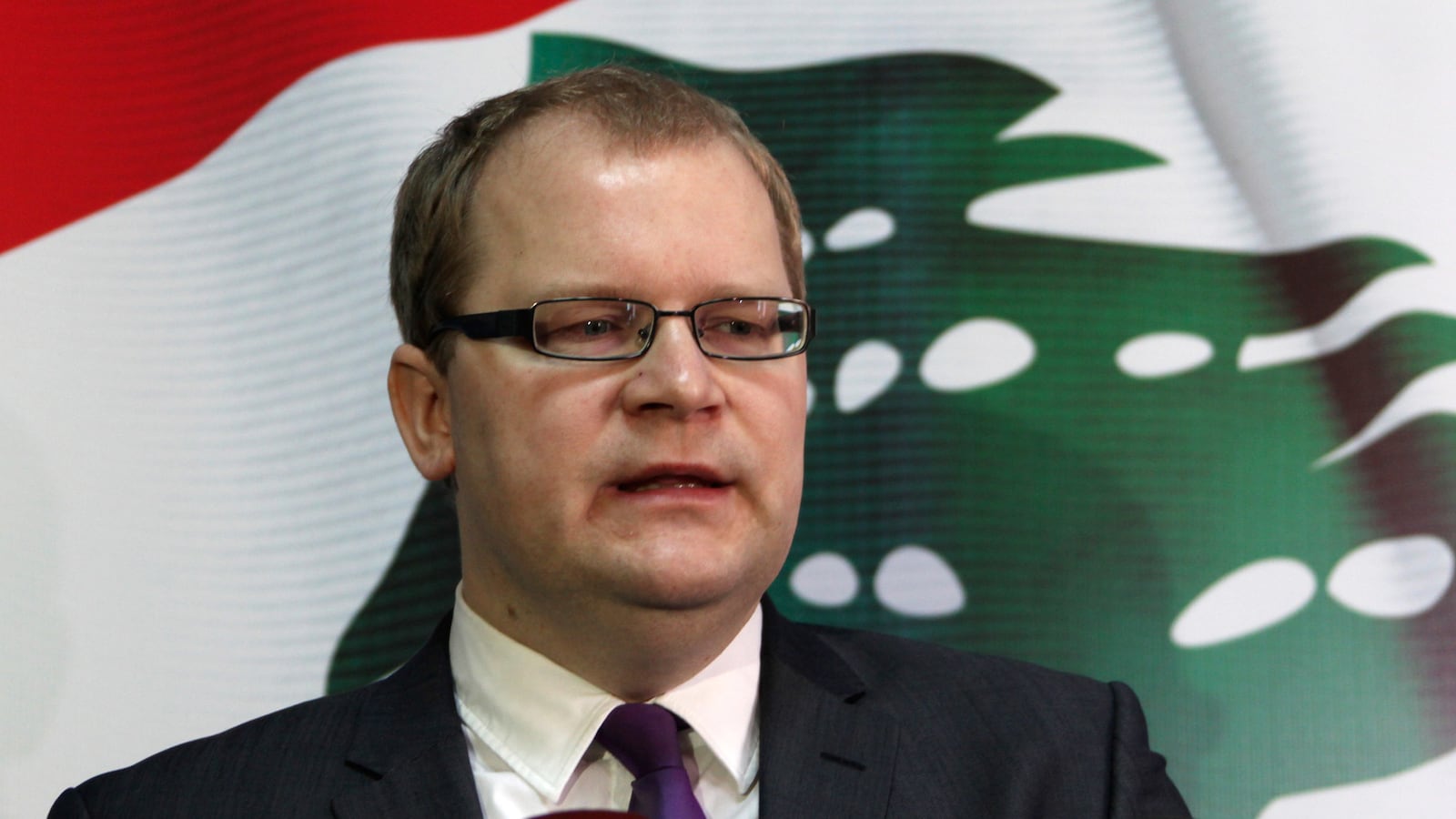 articles/2014/09/05/russia-steps-up-pressure-on-the-baltics/140905-cathcart-estonia-tease_baqxwt