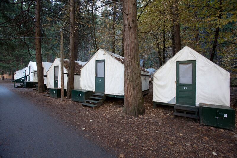 galleries/2013/08/21/five-spots-to-glamp-like-a-champ-photos/glamping-curry-village-camp_jxv7sn
