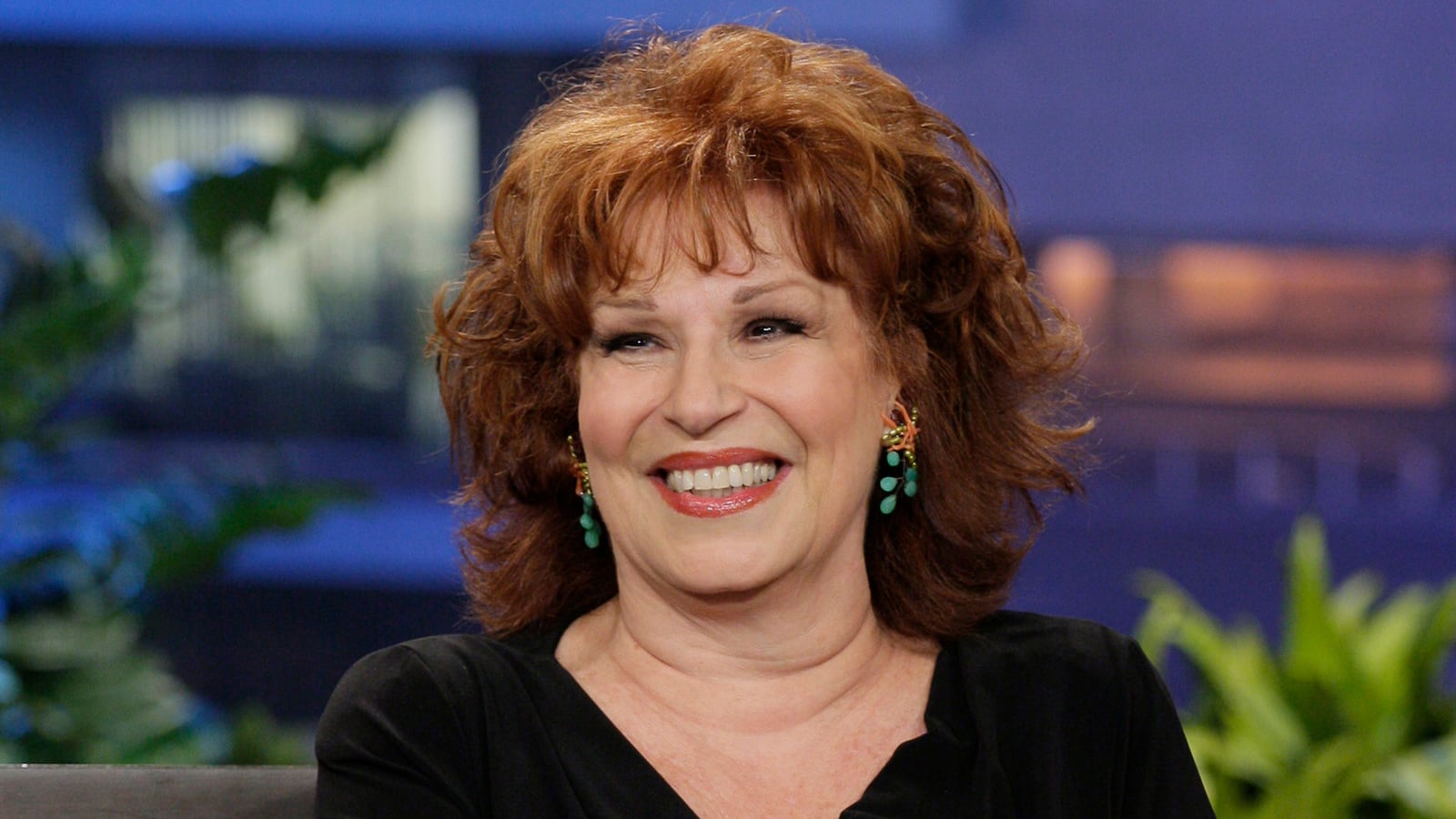 articles/2015/09/16/joy-behar-pisses-off-nurses-offers-non-apology/150916-coolman-Joy-Behar-tease_f8pm0n