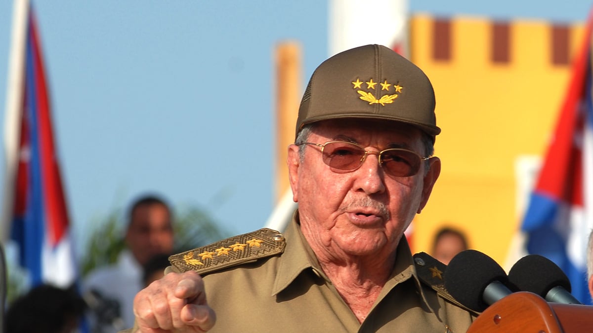 cheats/2013/02/24/raul-castro-announces-last-term/margolis-raul-castro-tease_qrjsey