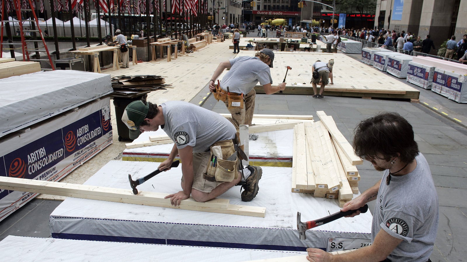 articles/2017/02/27/i-was-a-skeptic-but-no-longer-americorps-must-be-saved/170227-goldsmith-americorps-tease_su5wrl