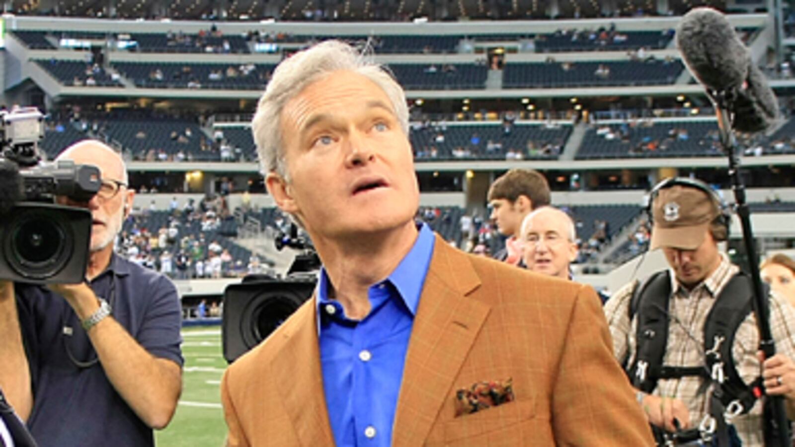 articles/2011/05/03/scott-pelley-cbs-evening-news-new-anchor-is-the-anti-katie-couric/kurtz-scott-pelley_177797_nde1p6