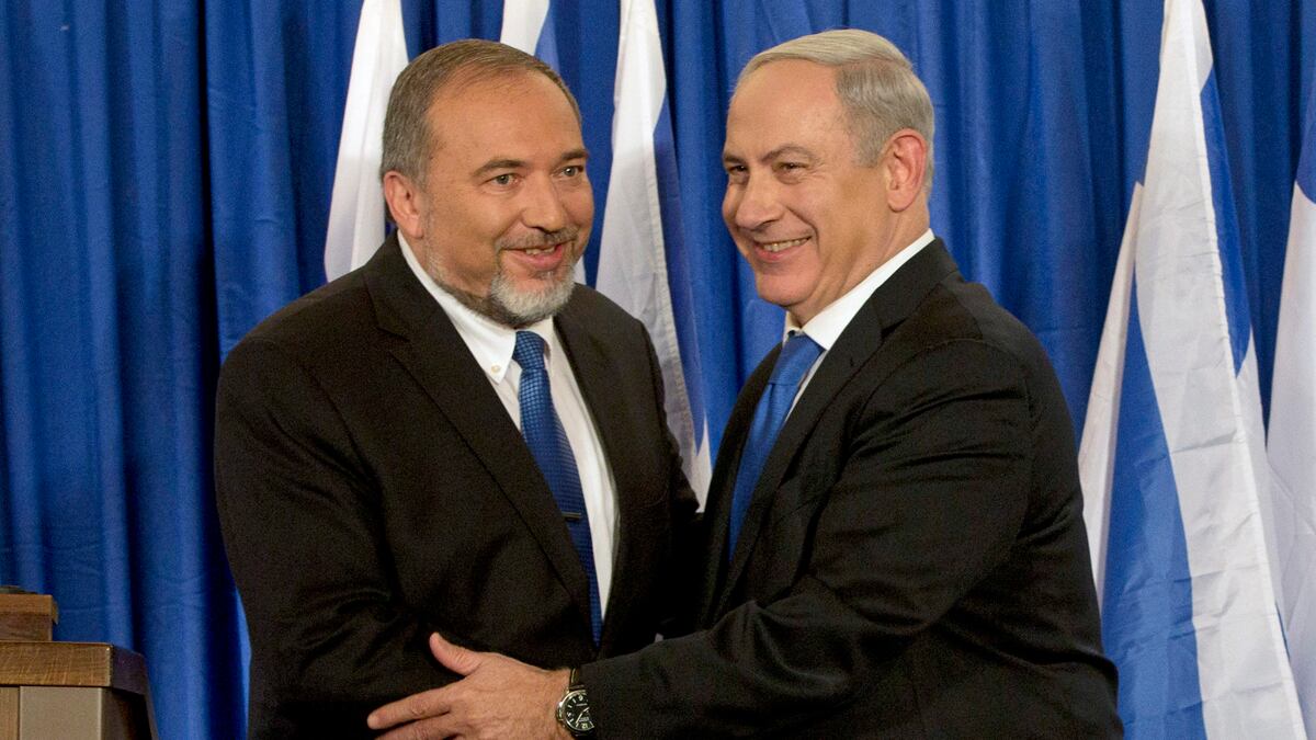 articles/2012/11/02/israel-inside-bibi-s-backroom-deal/bibi-Lieberman-deal-ephron_loltbo