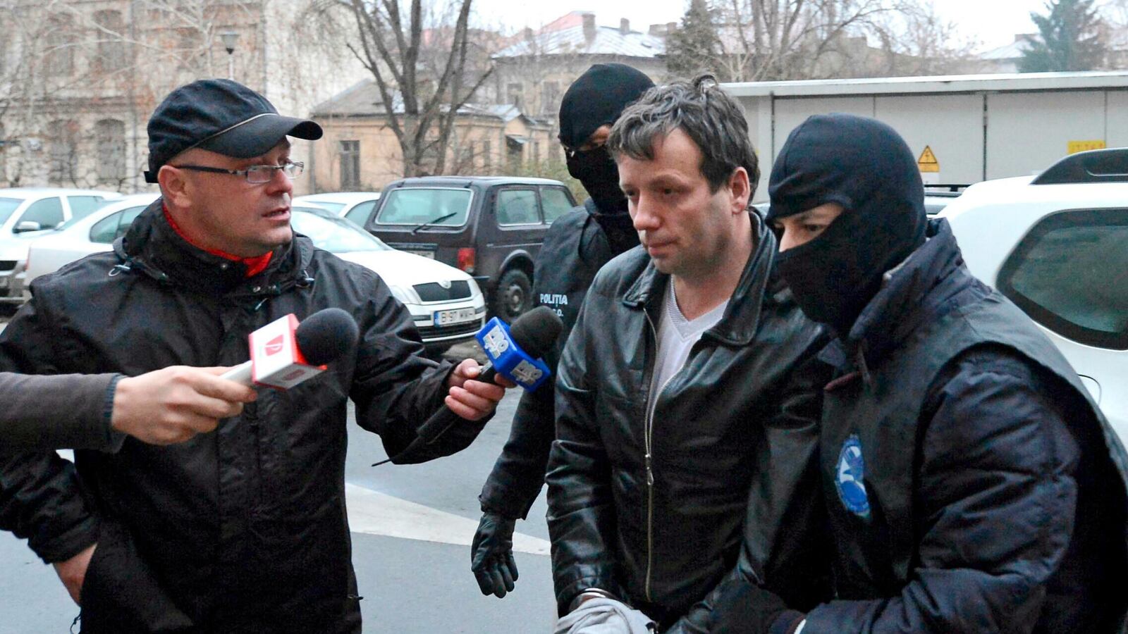 cheats/2016/09/01/guccifer-sentenced-to-52-months-in-prison/160707-guccifer-comey-cheat_ely6l6