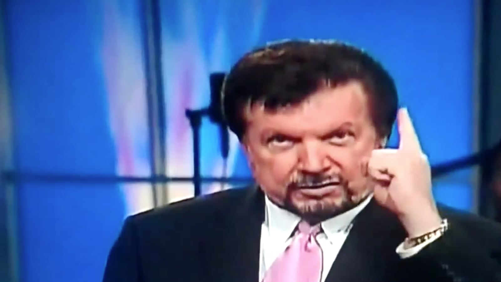 articles/2016/02/28/shady-trump-supporting-pastor-gave-a-sex-scandal-plagued-nigerian-pastor-cash-and-a-rolls-royce/160227-zavadski-mike-murdock-tease_pdz69a