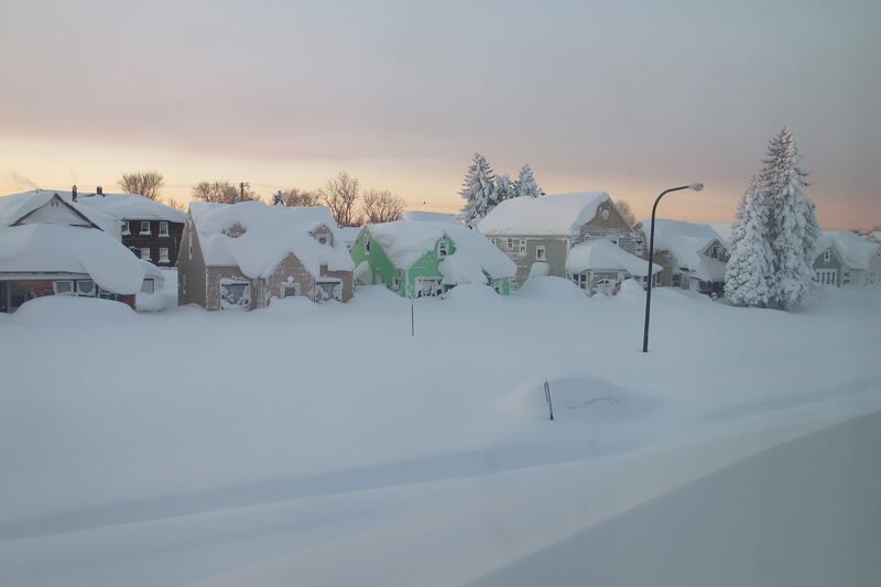 galleries/2014/11/19/a-year-of-snow-dumps-on-buffalo-photos/141119-buffalo-snow-06_vgc8cr