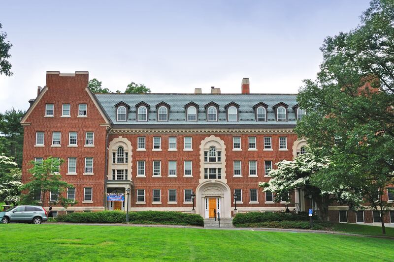 galleries/2014/11/06/20-most-rigorous-colleges-photos/141030-colleges-hardest14_h4pueq