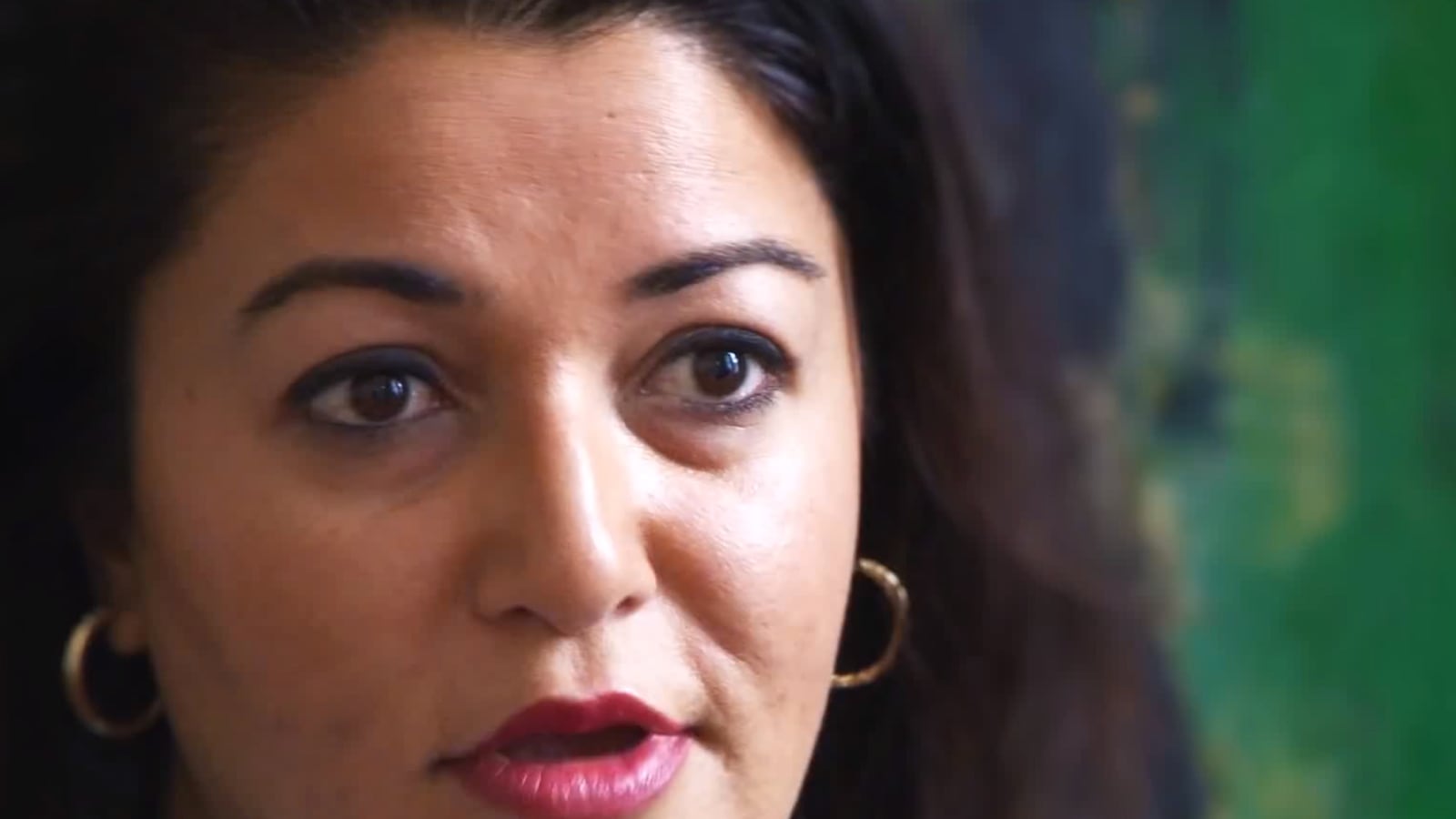 articles/2014/02/03/honor-this/140202-moral-courage-tease_fplm6n