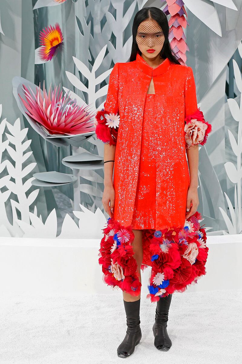 galleries/2015/01/29/fashion-faux-pas-in-paris/150129-paris-haute-couture-09_jdnfl3