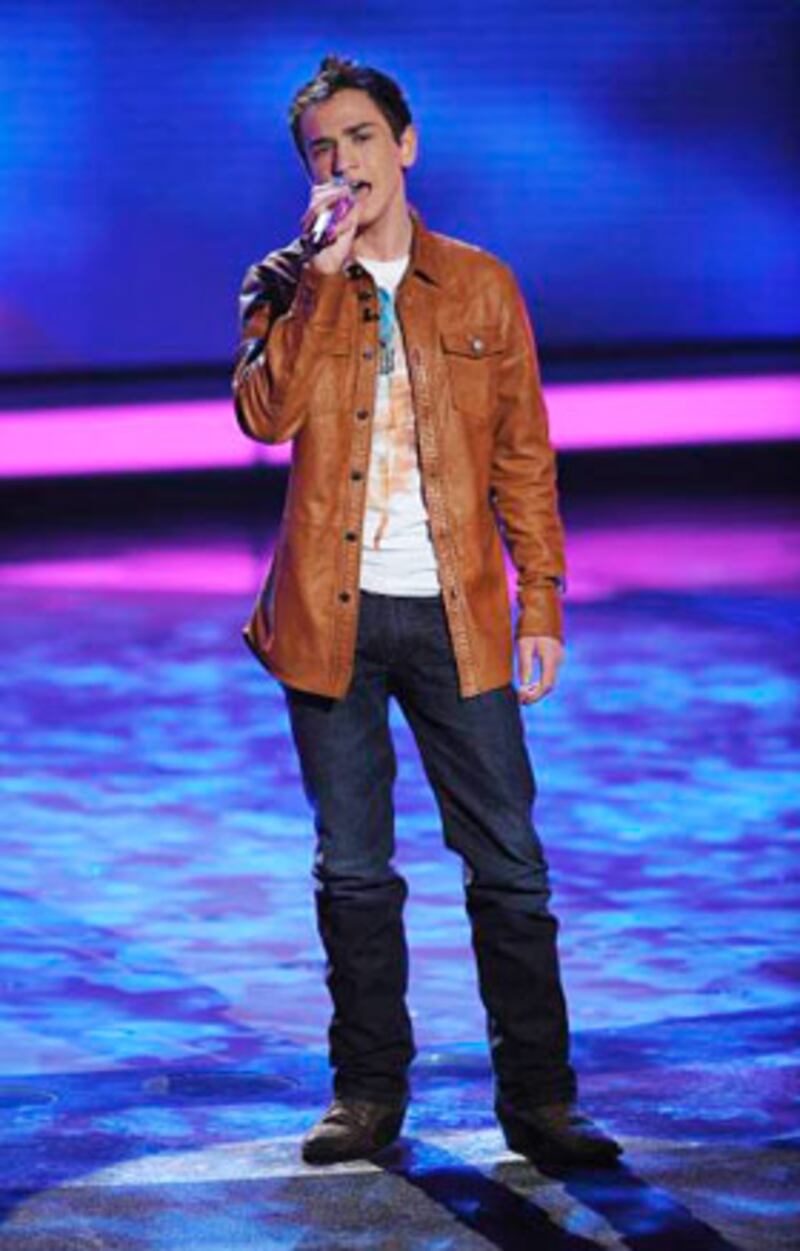galleries/2010/03/24/american-idol-should-s-and-should-not-s/johnston-american-idol---kelly_yerlb2