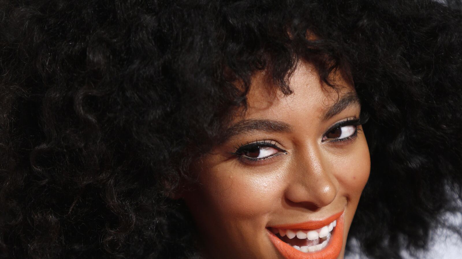 cheats/2014/11/16/beyonce-s-sister-solange-knowles-weds-alan-ferguson/solange-knowles.cheat_roikqm