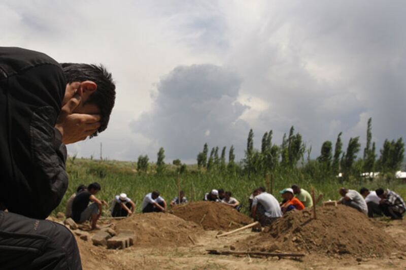galleries/2010/06/19/kyrgyzstan-unrest/goltz-kyrgyzstan-10_fykfvz