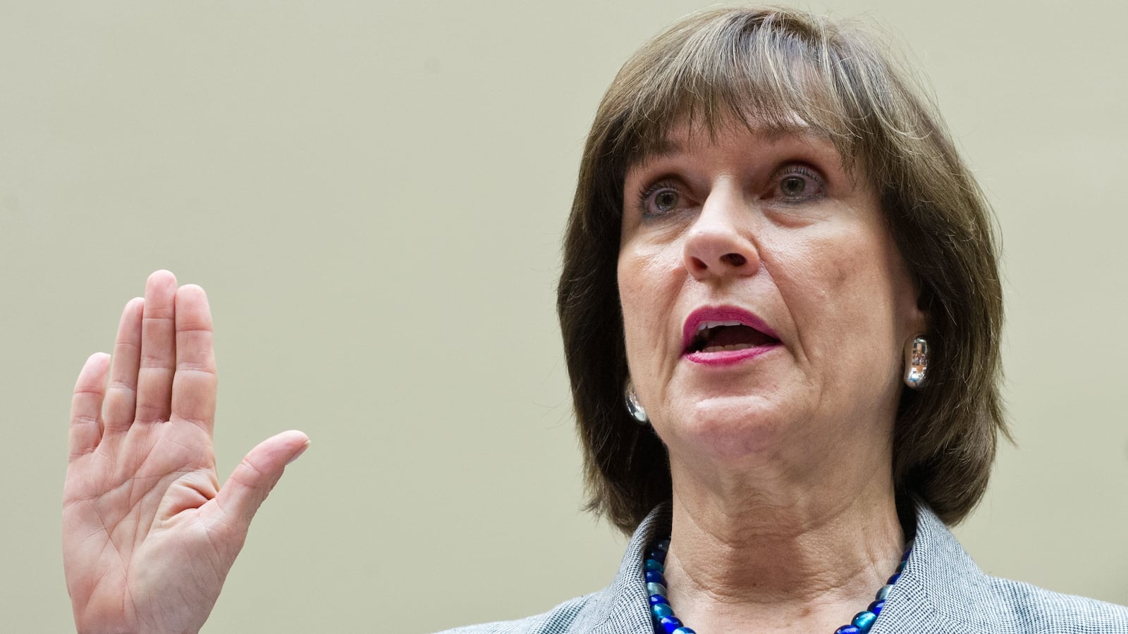 cheats/2013/05/23/sources-irs-official-suspended/130523-lerner-leave-cheat_x9zad6