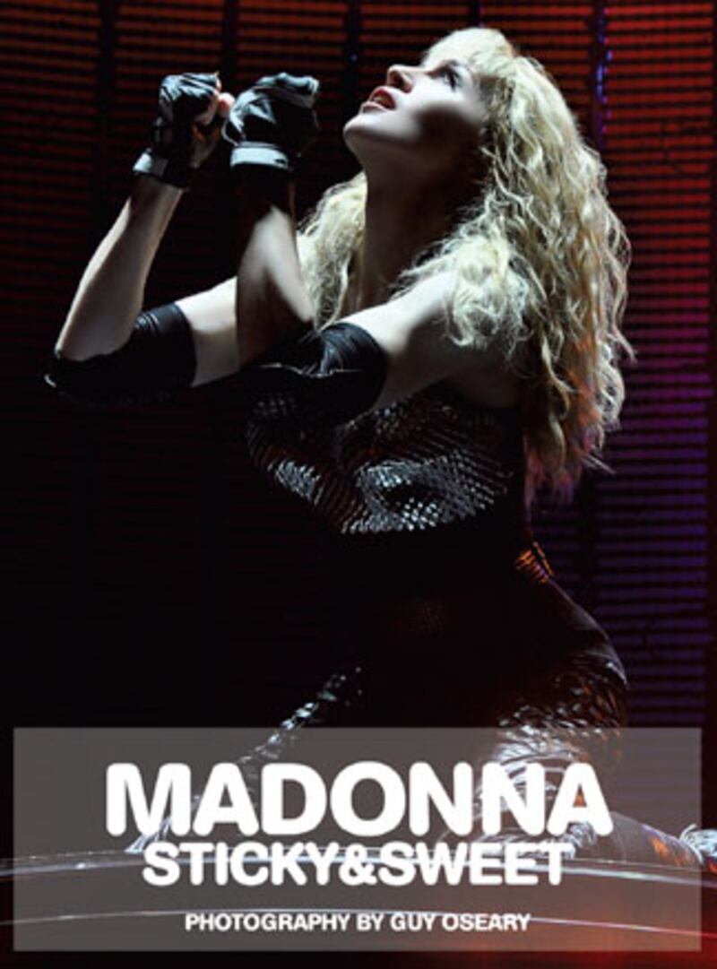 galleries/2010/01/08/madonna-sticky-sweet/madonna-sticky-sweet-1_du3vno