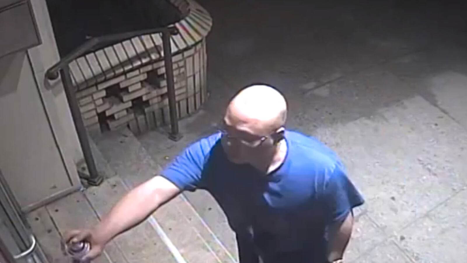 cheats/2014/05/05/ex-nypd-cop-charged-with-hate-crime/140505-antisemetic-cop-cheat_abmogv