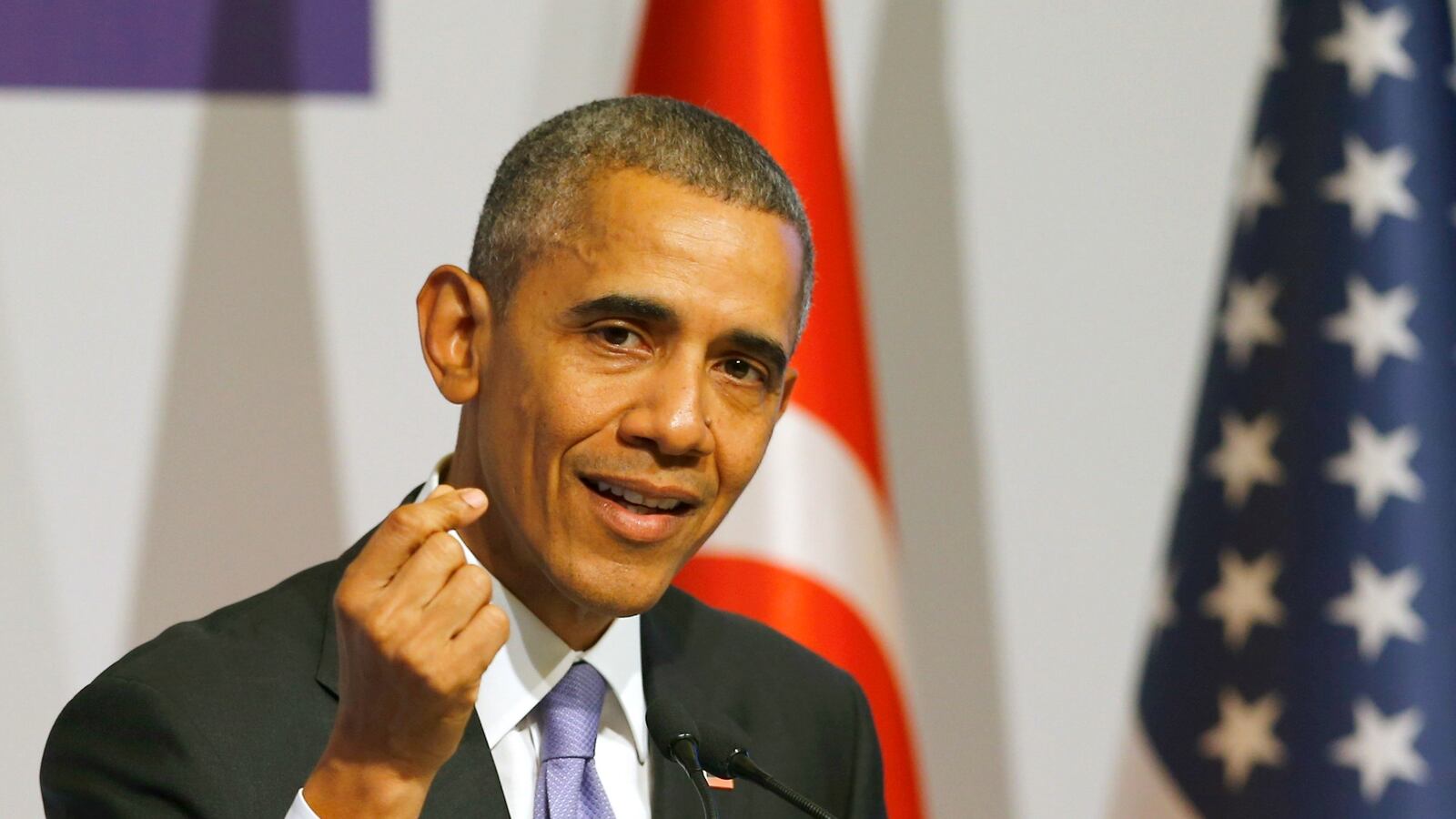 cheats/2015/11/16/obama-streamlines-french-intel-sharing/151116-obama-isis-cheat_ilehd9