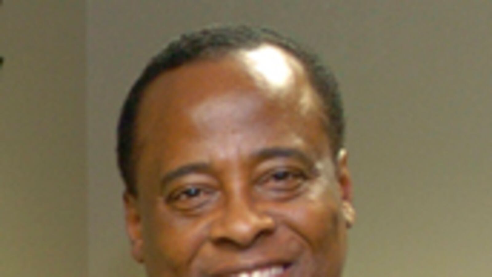 cheats/2009/08/19/jacksons-doctor-faces-charges/posner-conrad-murray_44078_dfiwx3