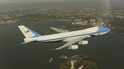 cheats/2009/05/08/air-force-one-scare-forces-resignation/air-force-1_qitn6k