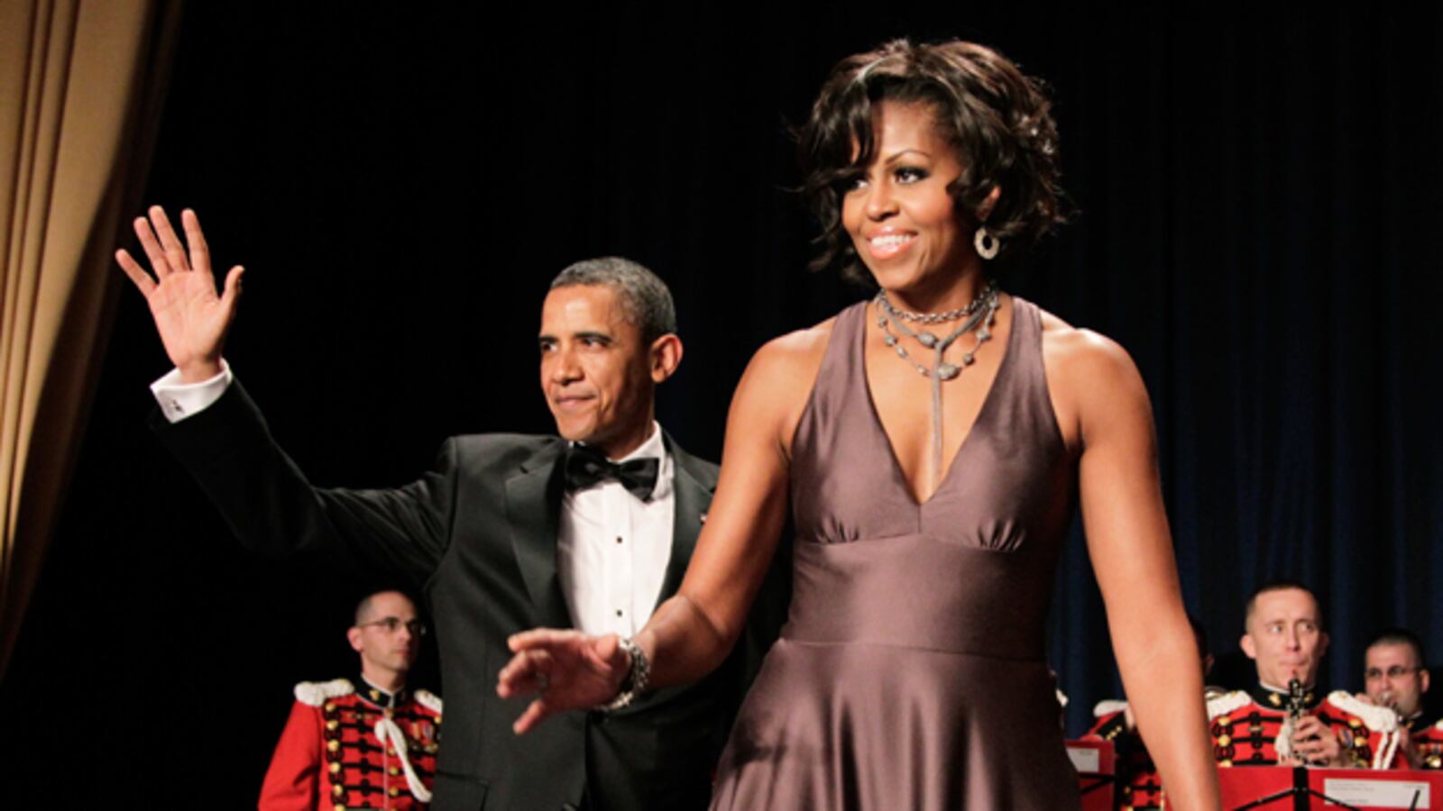 galleries/2011/05/01/white-house-correspondents-dinner/whcd-party---obama-1_go71b5