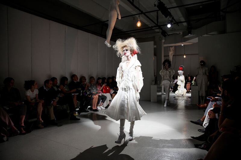 articles/2013/09/09/nyfw-photo-of-the-day-sept-9/130909-nyfw-pod_qyfjdj