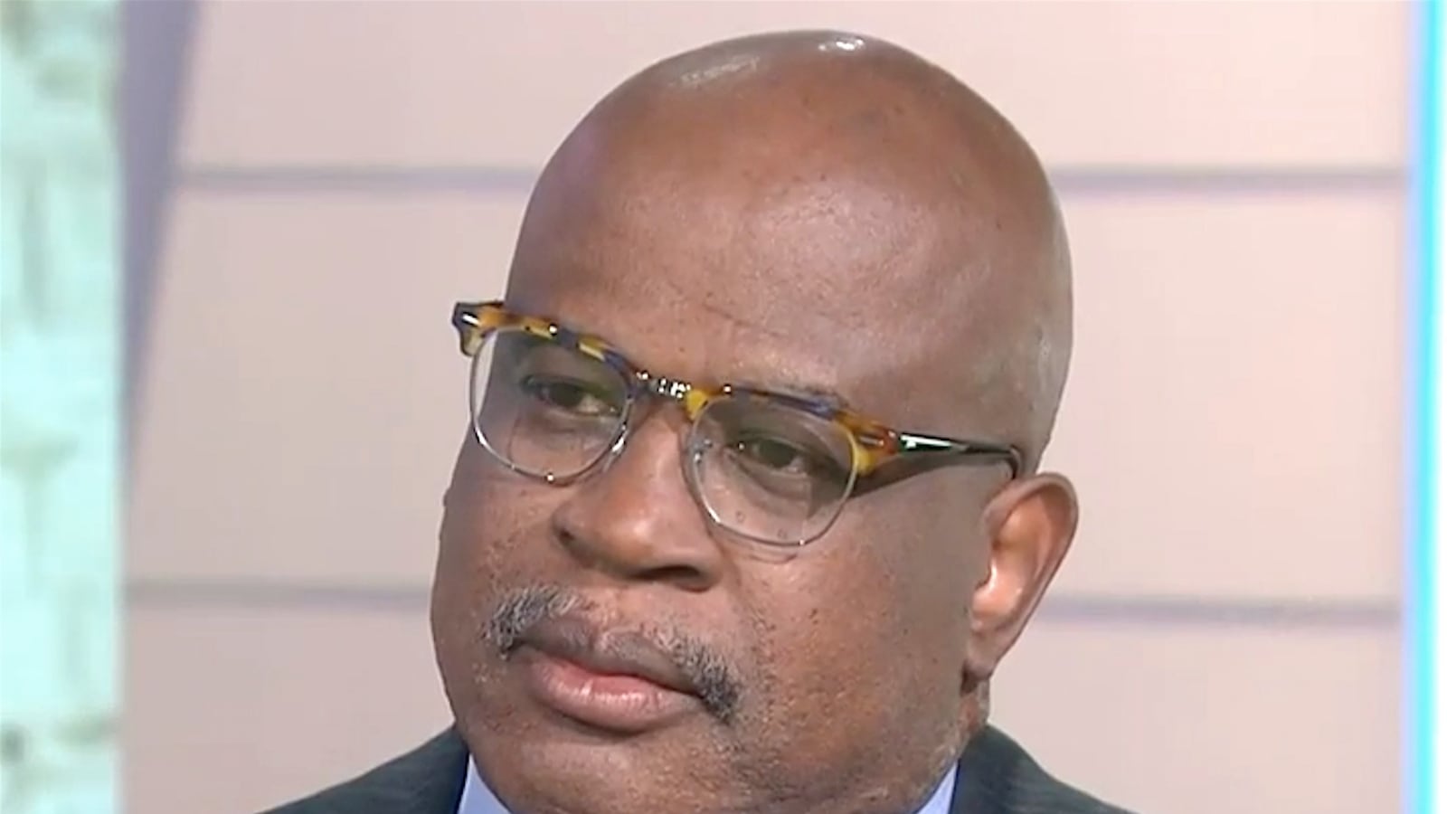 articles/2016/05/02/why-christopher-darden-refused-to-watch-people-vs-o-j-simpson/160502-wilstein-chris-darden-tease_td7coy