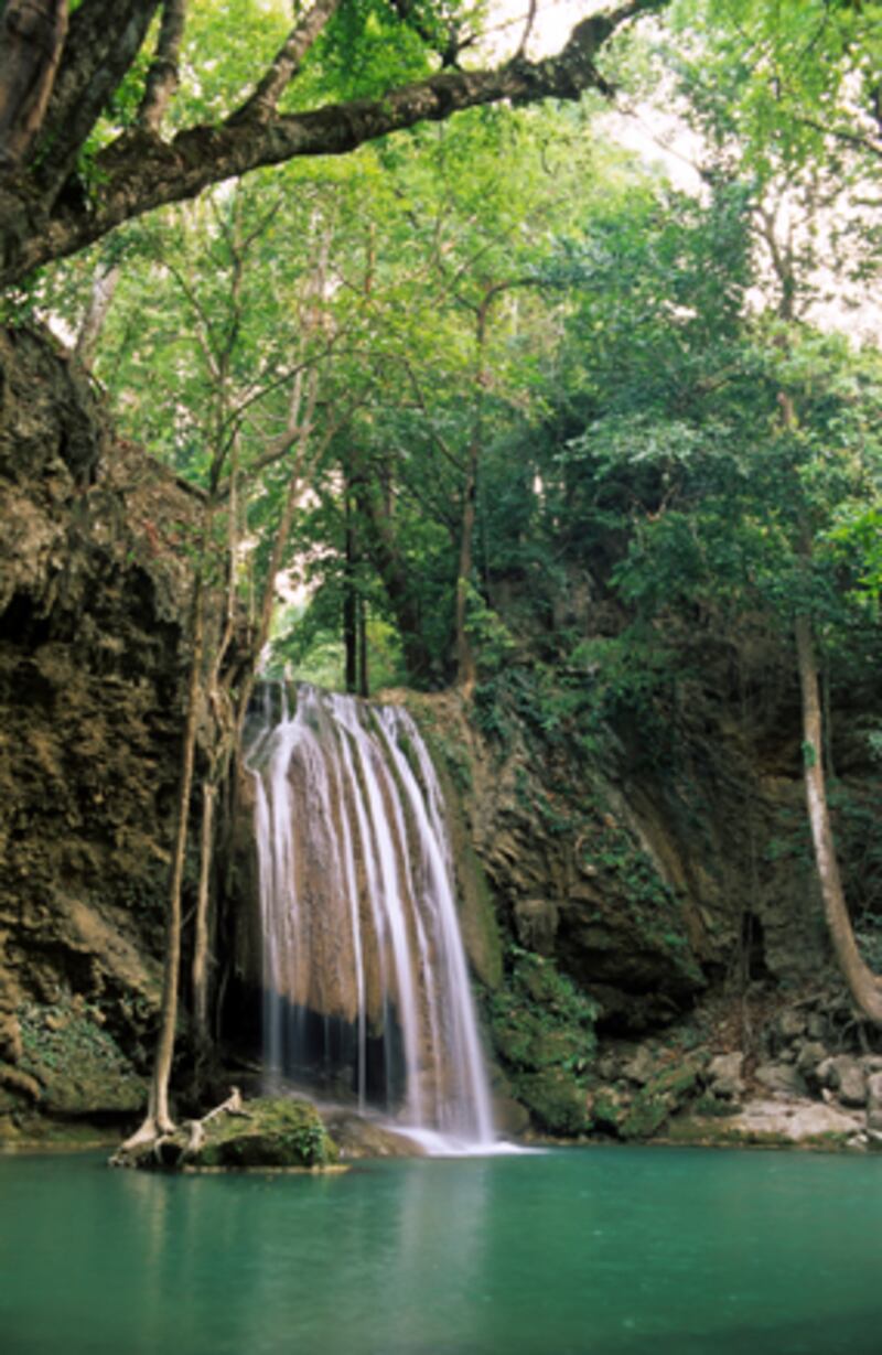 galleries/2011/05/31/10-most-outrageous-high-school-summer-programs/expensive-summer-camps---thailand_cl29lw