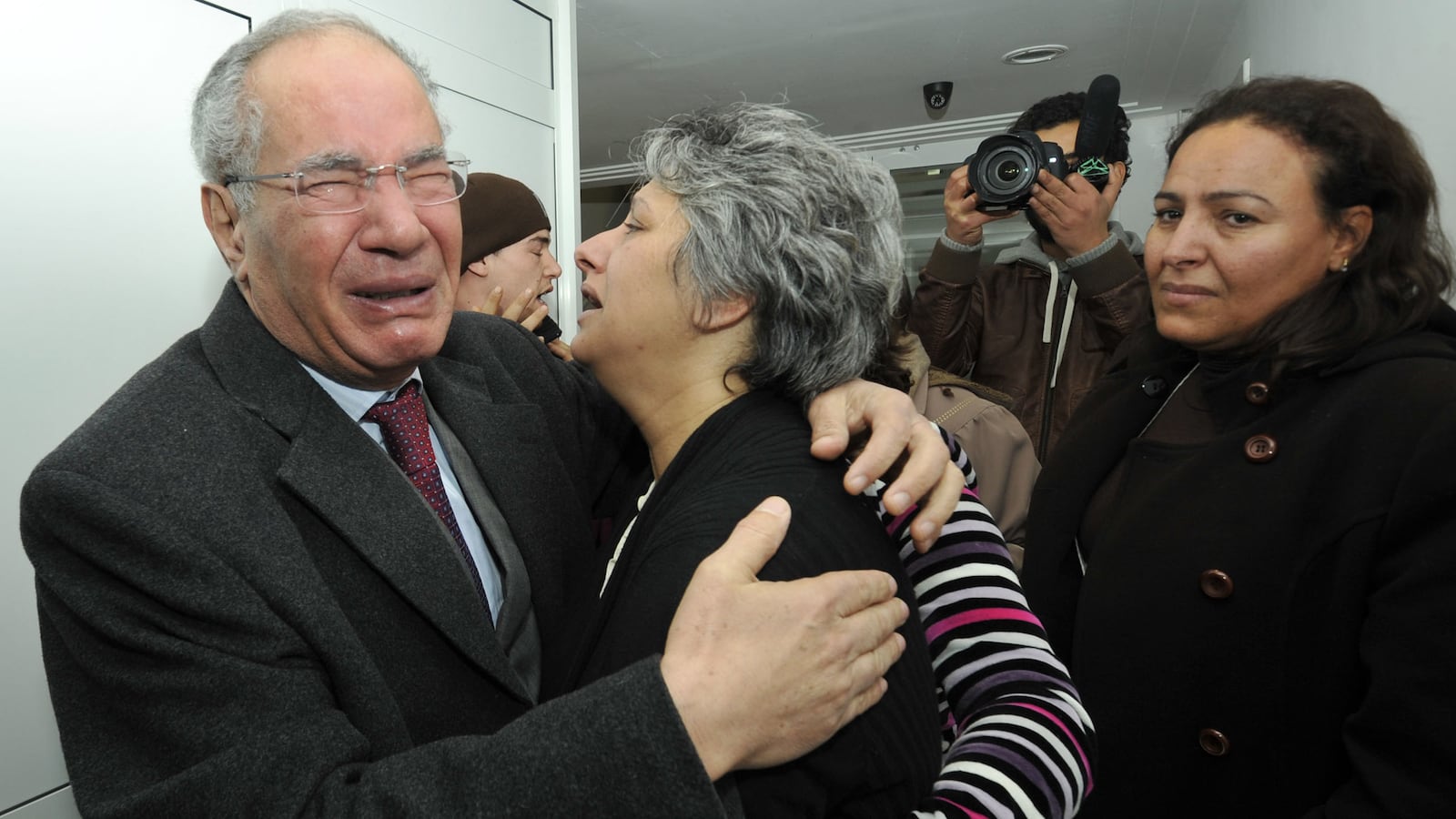 cheats/2013/02/06/tunisian-opposition-leader-killed/130206-tunisia-leader-killed-cheat_pfalmy