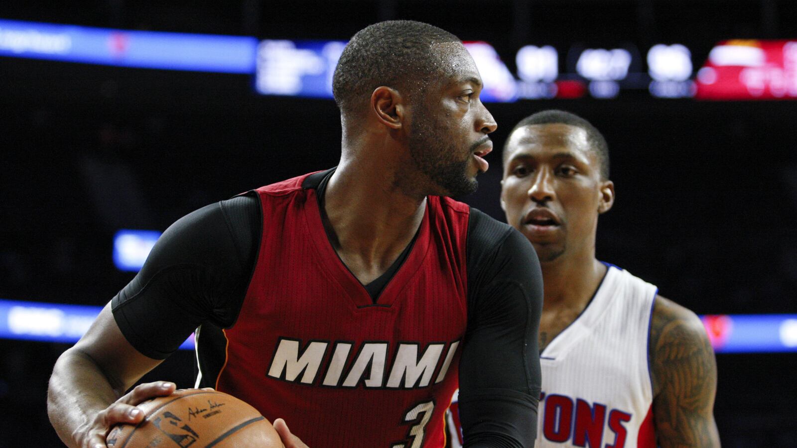 cheats/2016/05/08/wade-meant-no-disrespect-to-canada/160508-dwayne-wade-apologizes-for-shooting-canada-anthem-cheat_b09sxi