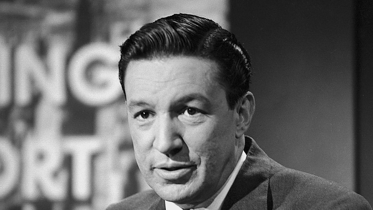 articles/2012/04/09/bob-simon-mike-wallace-was-an-inquisitor-with-a-tender-soul/mike-wallace-simon_sklj2o