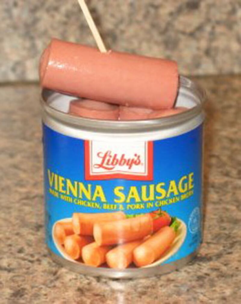 galleries/2010/07/13/canned-foods/canned-food---vienna-sausage_robnsg