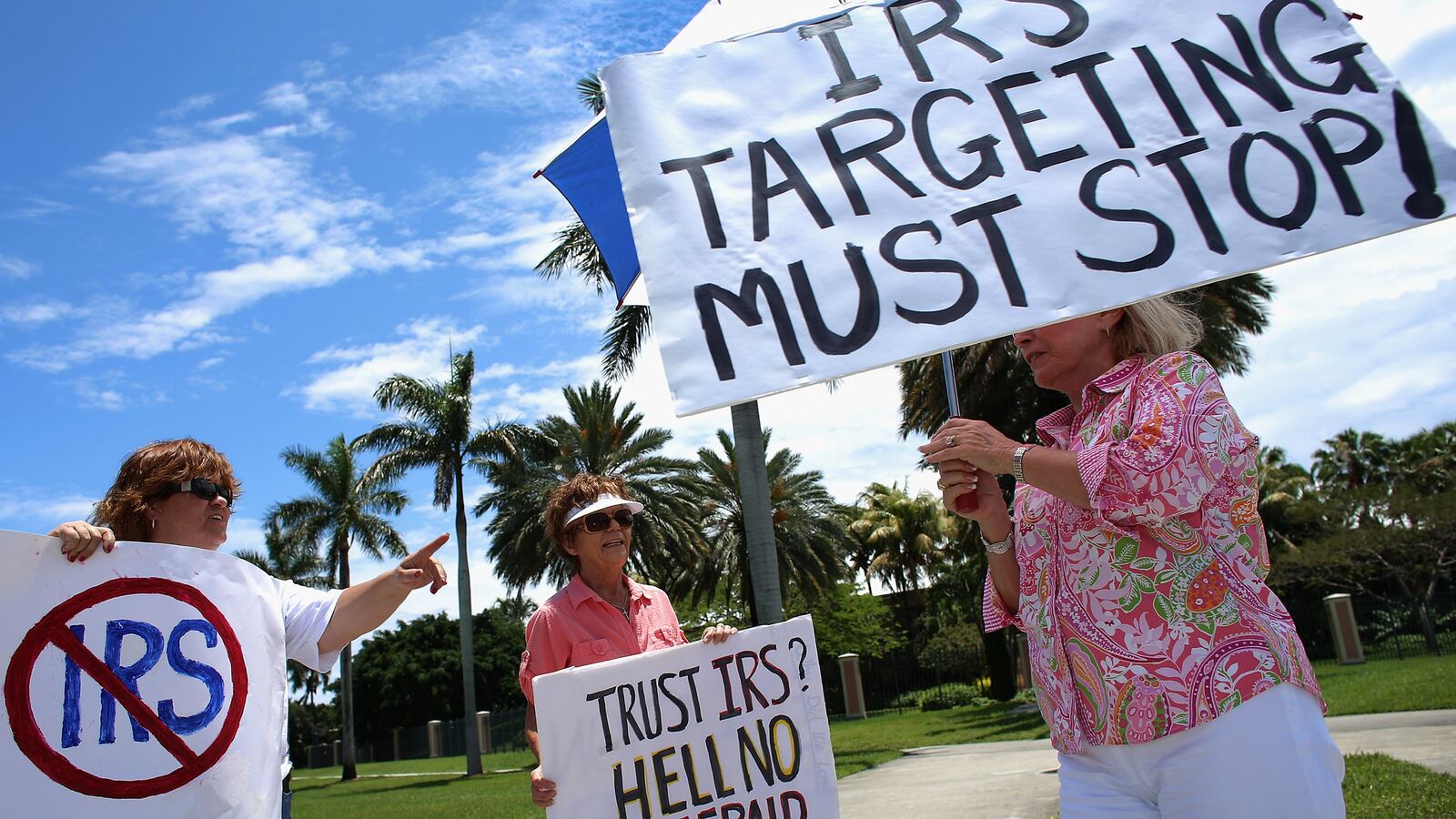 cheats/2014/01/14/fbi-irs-officials-broke-no-laws/140114-irs-targeting-cheat_olffrm