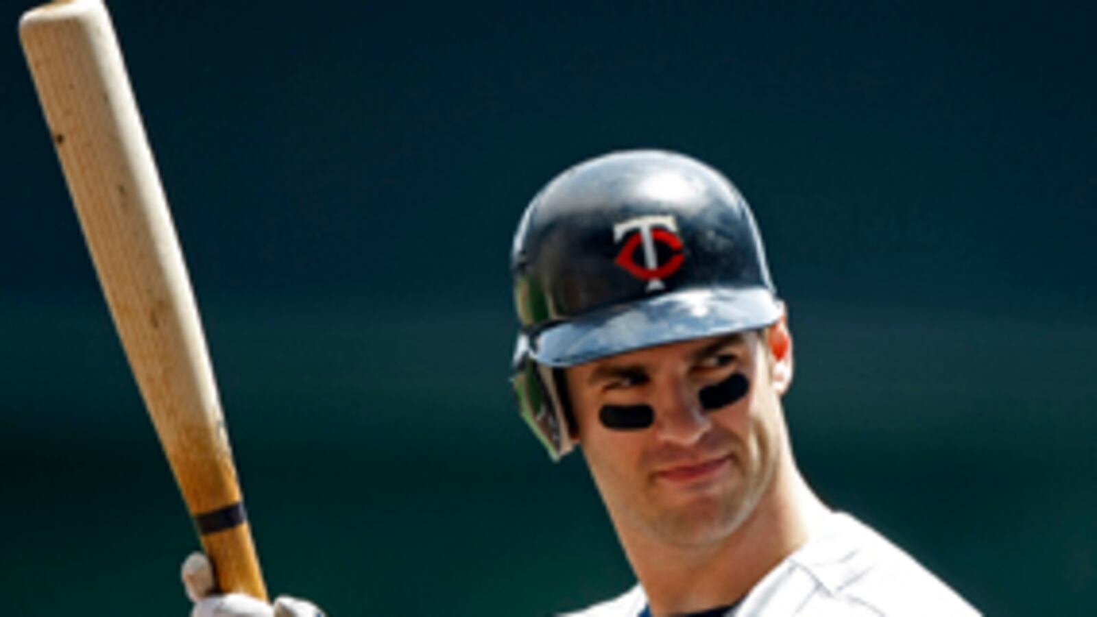 cheats/2009/11/23/joe-mauer-wins-al-mvp/joe-mauer_kd3a6d