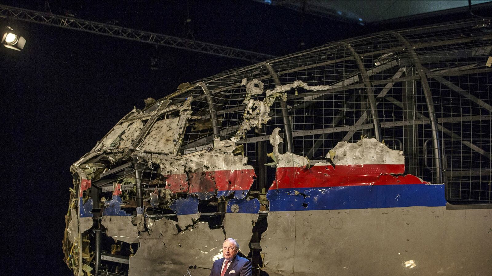 cheats/2015/10/13/mh17-dutch-report-blames-russian-missile/151013-mh17-cheat_kukmsl