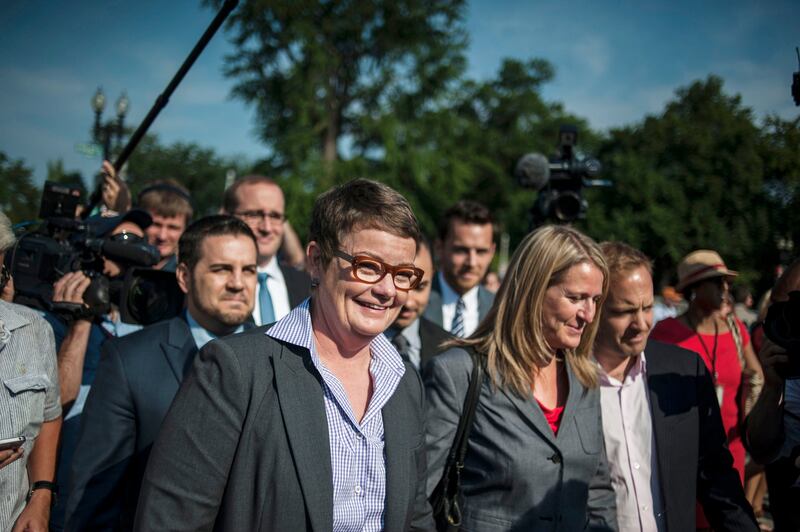 galleries/2013/06/26/gay-day-at-supreme-court-best-photo-reactions/1306260gay-marriage-05_qtwjkf