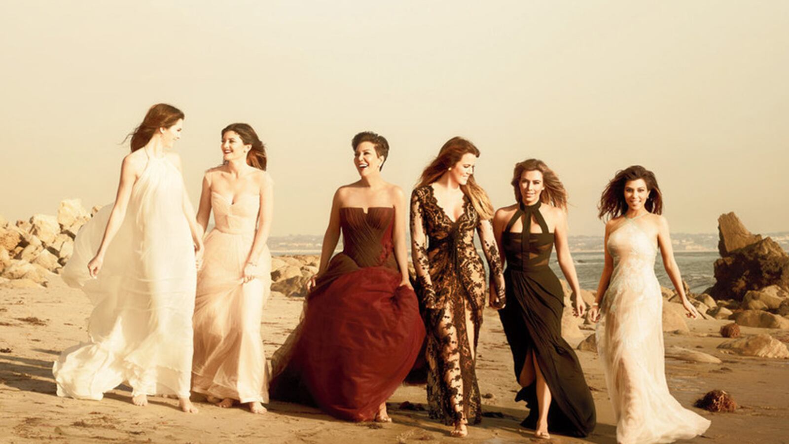 articles/2015/05/29/the-kardashians-krazy-week-from-conspiracy-theories-to-kimye-have-we-reached-peak-kardashian/150528-zimmerman-kardashians-tease_g3ycpz