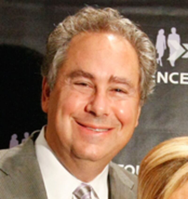 articles/2010/11/17/comcast-remakes-nbc-bob-greenblatt-bonnie-hammer-ted-harbert-lauren-zalaznick-ascend/lauria-nbc---mark-hoffman_ackudl