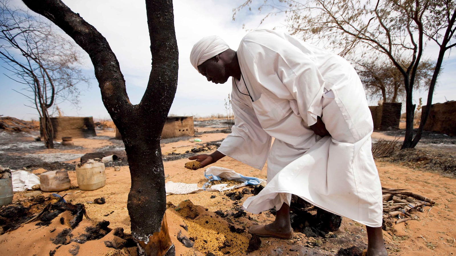 articles/2013/06/13/darfur-s-still-burning/130612-prendergast-darfur-tease_xdwsb9