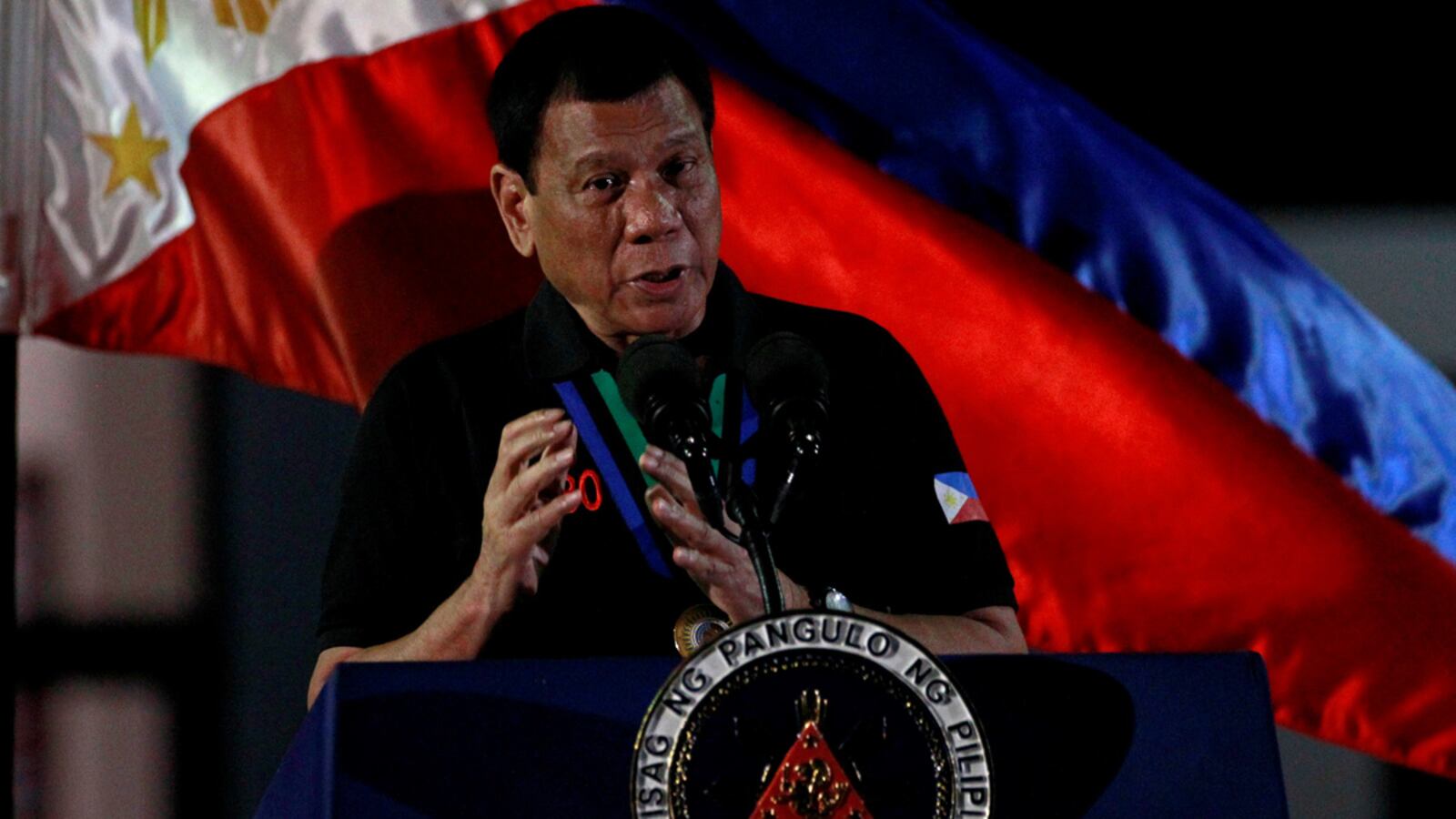 cheats/2016/12/14/duterte-i-personally-killed-criminals/161214-duterte-cheat_ers0fi