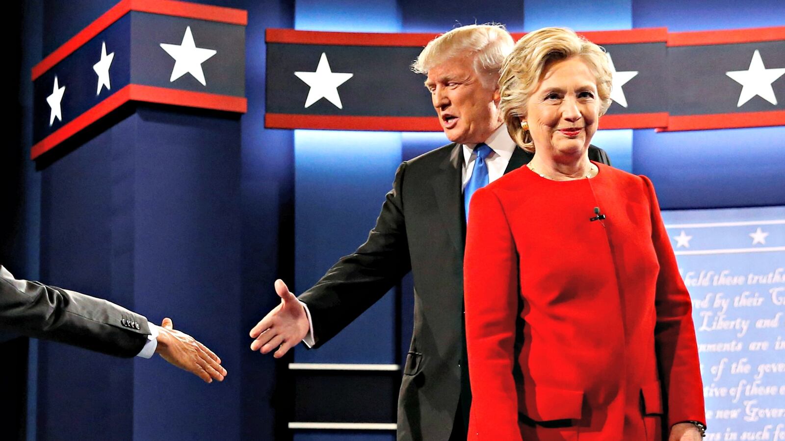 cheats/2016/09/27/clinton-nails-trump-for-2004-pregnancy-comment/160927-hillary-debate-cheat_re0yle