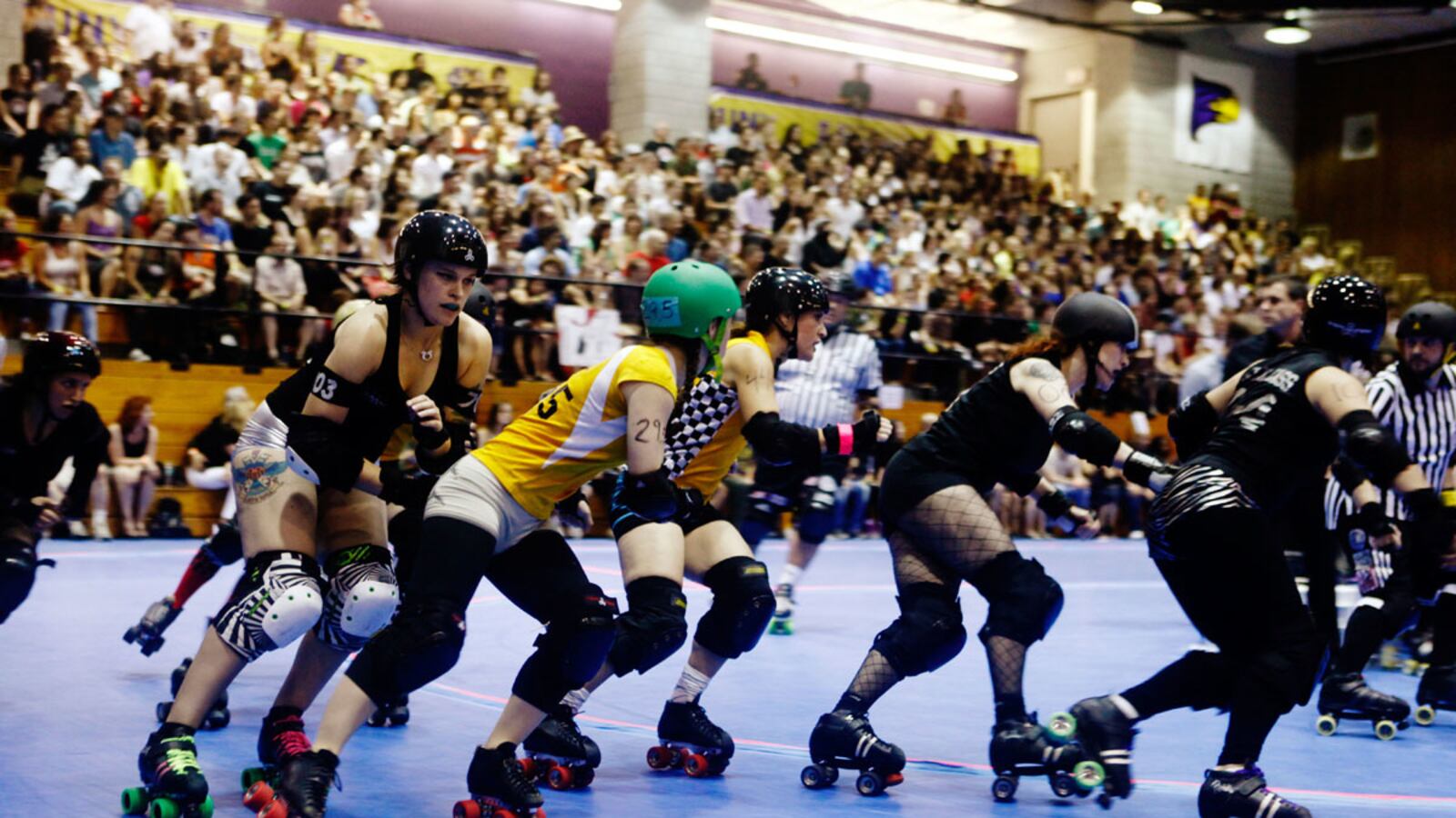 articles/2012/06/23/is-gotham-girl-all-star-bonnie-thunders-the-lebron-james-of-roller-derby/roller-derby-tease_ckyno6