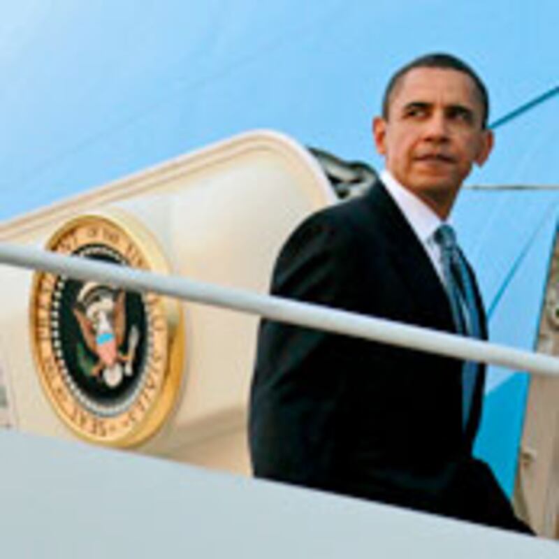 articles/2010/04/28/obamas-awkward-homecoming/wolffe-obama-chicago-visit_96942_d9298t