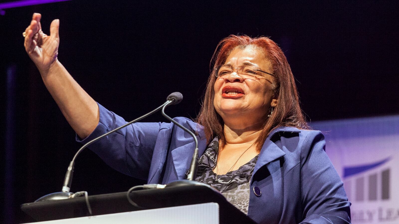 cheats/2017/02/08/martin-luther-king-jr-s-niece-dr-alveda-king-warren-played-the-race-card/170208-alveda-king-cheat_v2eeeb