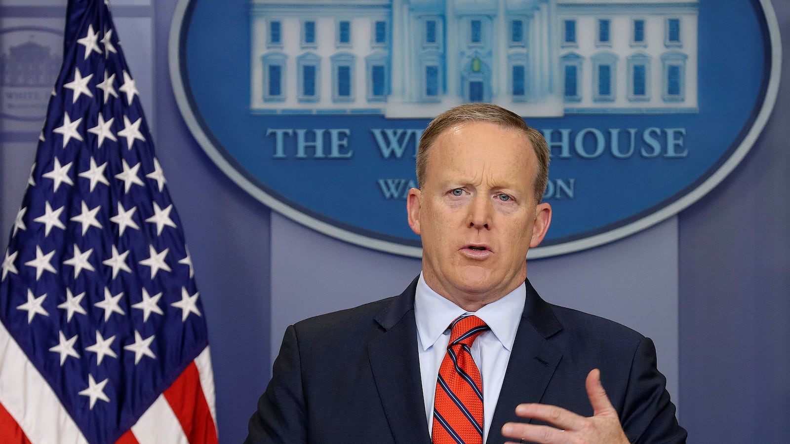 articles/2017/04/11/sean-spicer-got-in-a-fight-about-hitler-and-lost/170411-lachlan-spicer-tease_lw4ywv