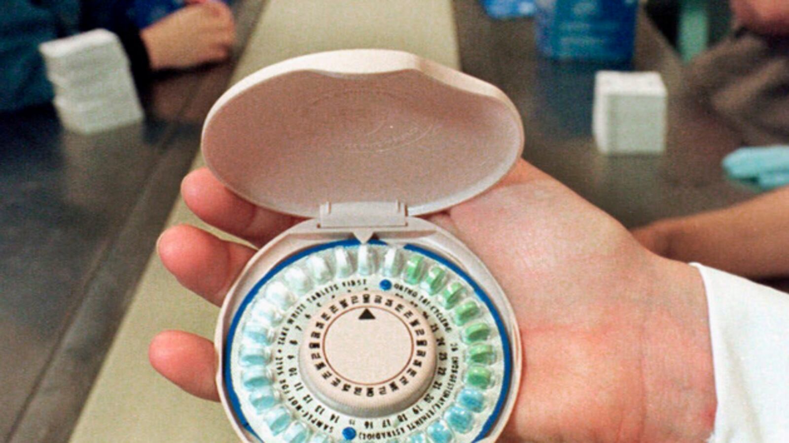 cheats/2012/03/14/az-s-restrictive-birth-control-bill0/arizona-birth-control-cs_ld81ks