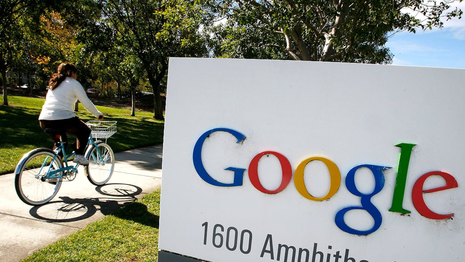 cheats/2012/03/15/google-will-answer-your-questions-now/google-campus-cheat_e4jswe