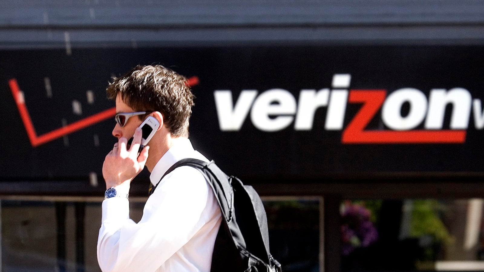 articles/2013/06/06/big-brother-is-watching-your-cell-phone/130606-mcardle-verizon-surveillance-tease_iqgjba