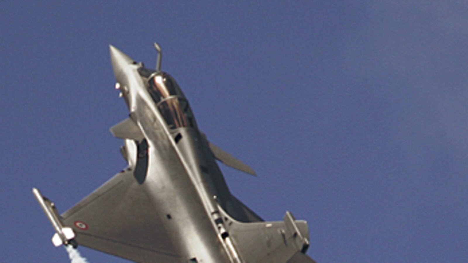 cheats/2011/04/14/nato-asks-for-more-planes/france-jet_cp6vfx